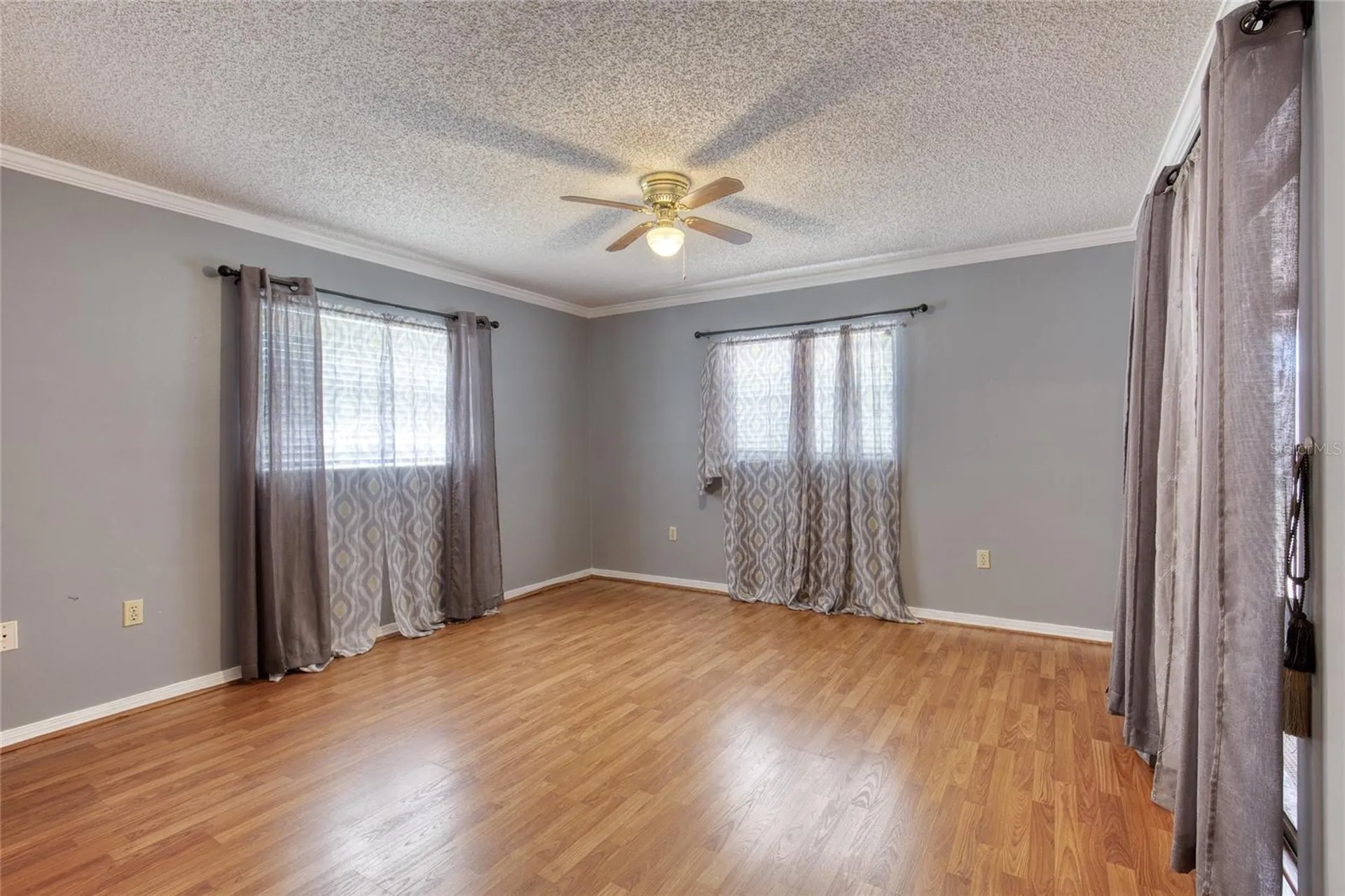 27727 Lois Drive Tavares FL 32778