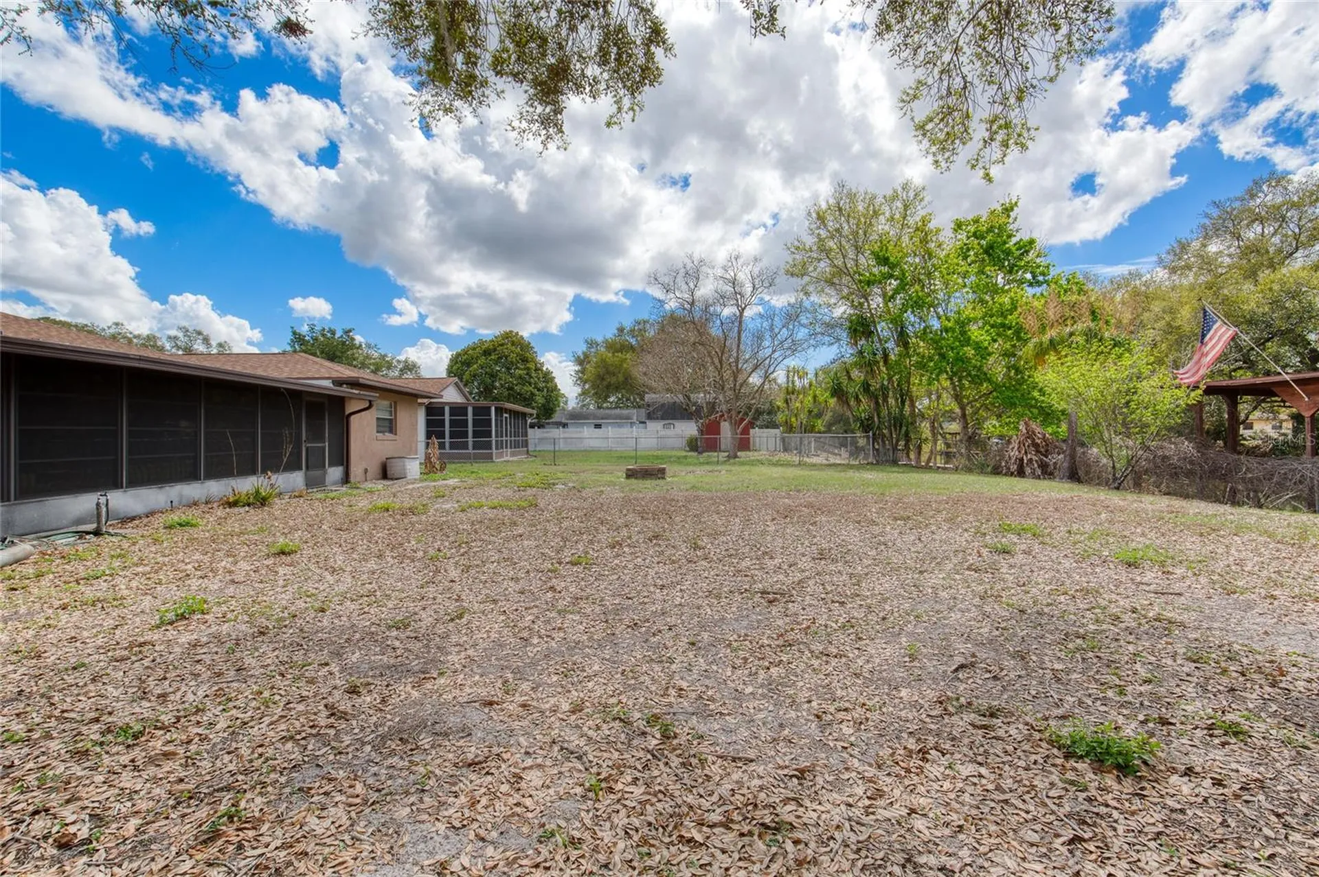 27727 Lois Drive Tavares FL 32778