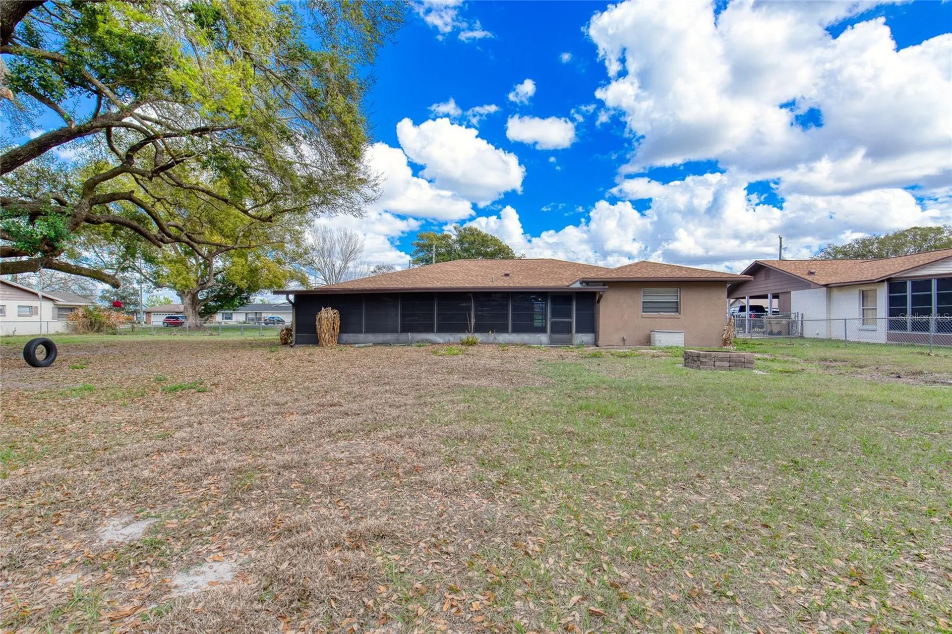 27727 Lois Drive Tavares FL 32778
