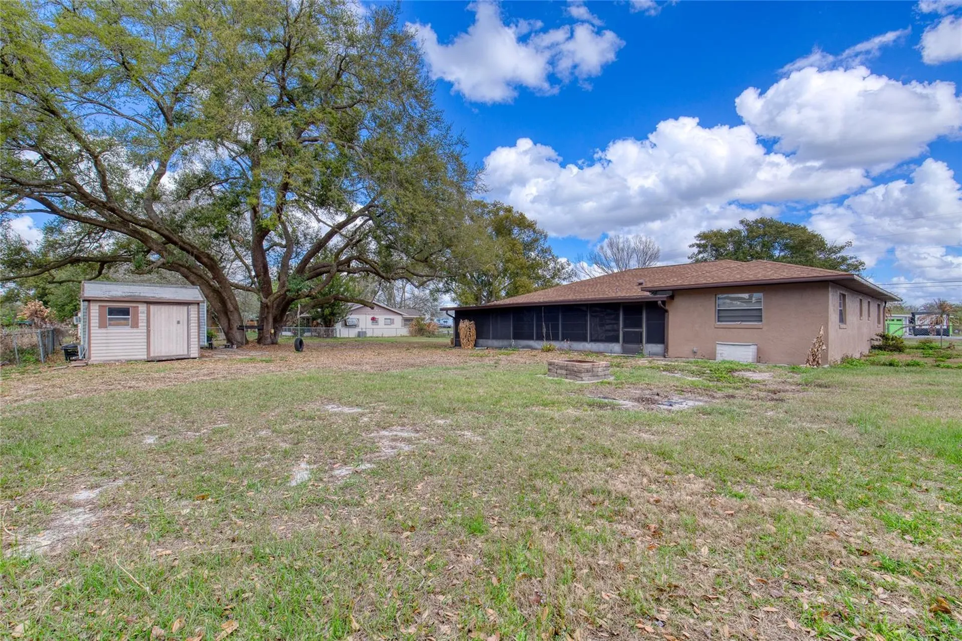 27727 Lois Drive Tavares FL 32778