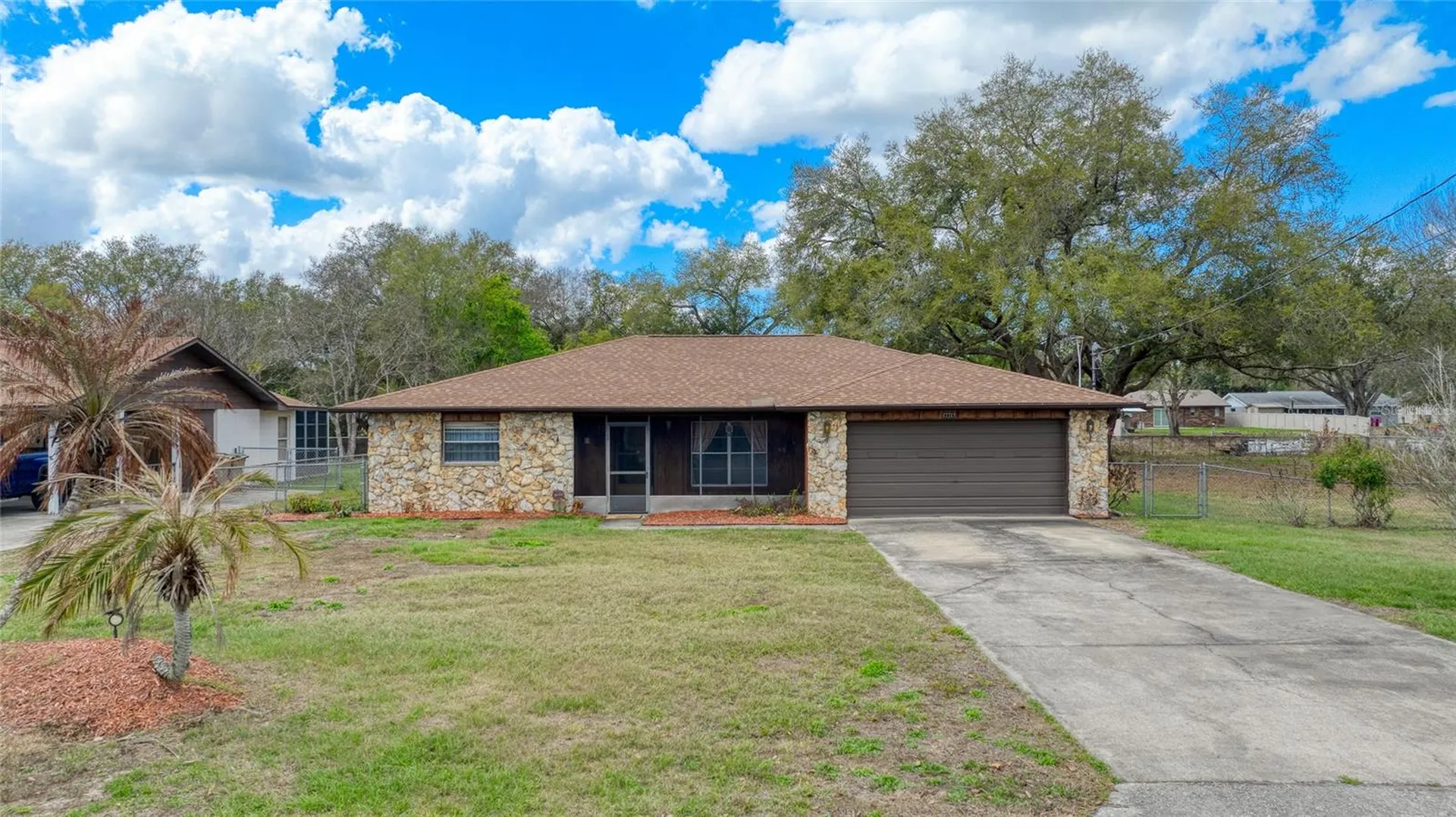 27727 Lois Drive Tavares FL 32778