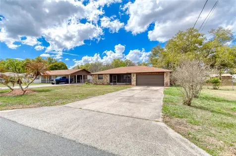 27727 Lois Drive Tavares FL 32778