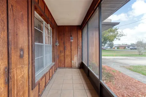 27727 Lois Drive Tavares FL 32778