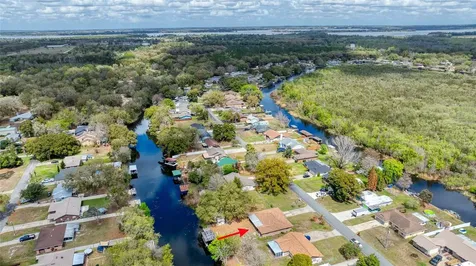 27727 Lois Drive Tavares FL 32778
