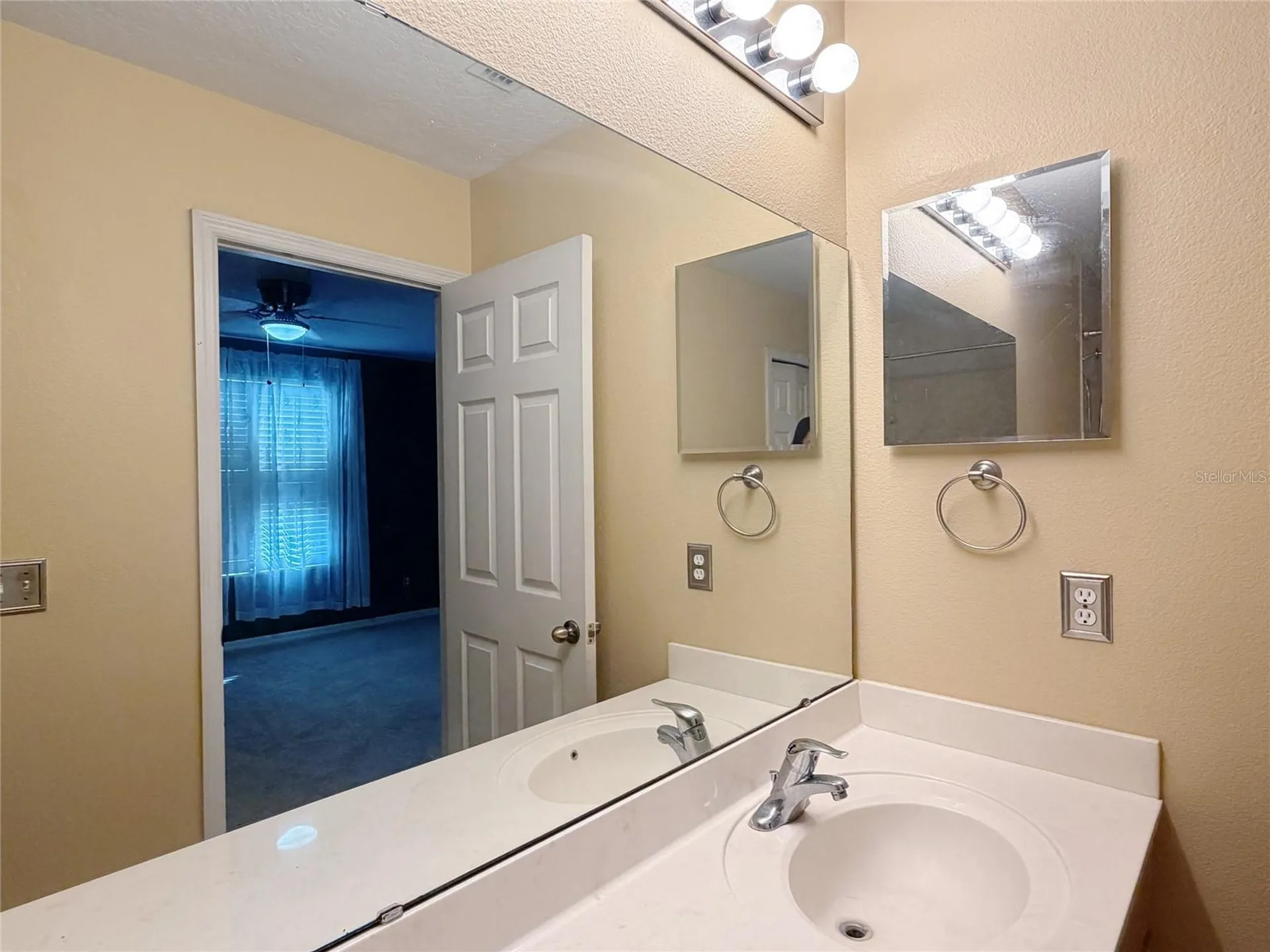 12940 Lexington Summit Street Orlando FL 32828