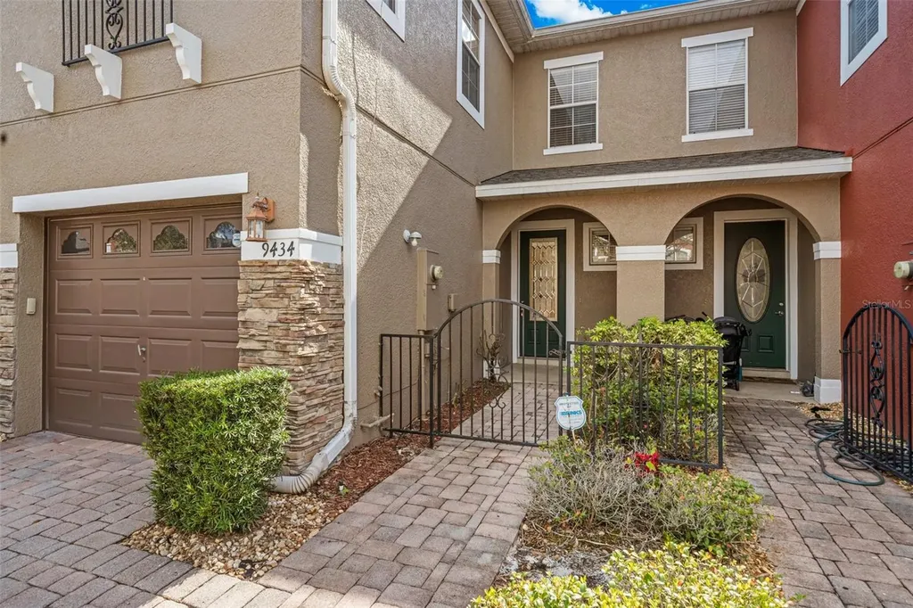 9434 Silver Buttonwood Street Orlando FL 32832