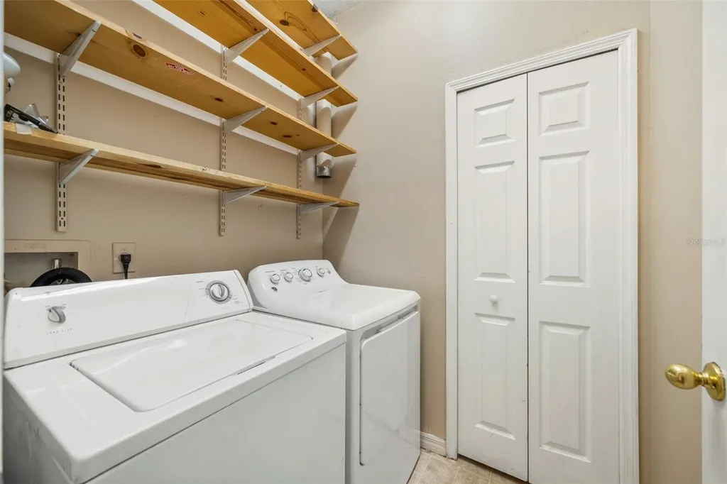 9434 Silver Buttonwood Street Orlando FL 32832