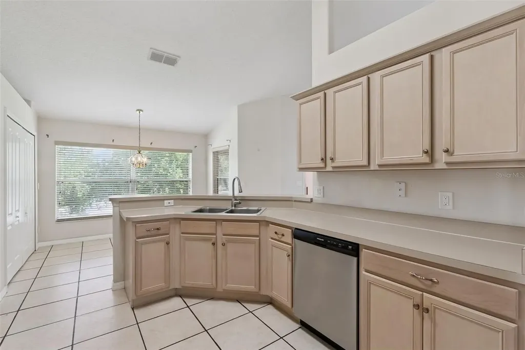 827 Princeton Drive Clermont FL 34711