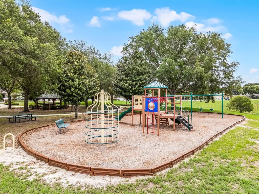 827 Princeton Drive Clermont FL 34711