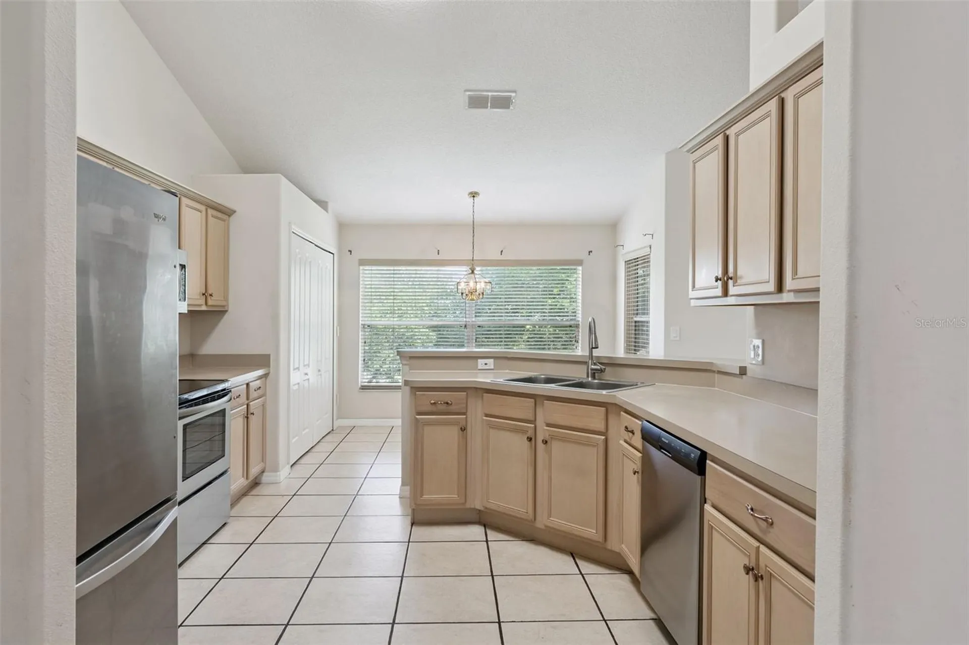 827 Princeton Drive Clermont FL 34711
