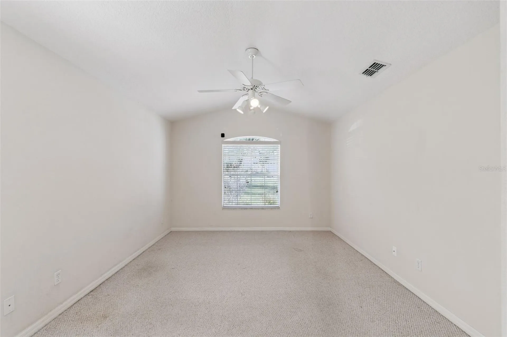 827 Princeton Drive Clermont FL 34711