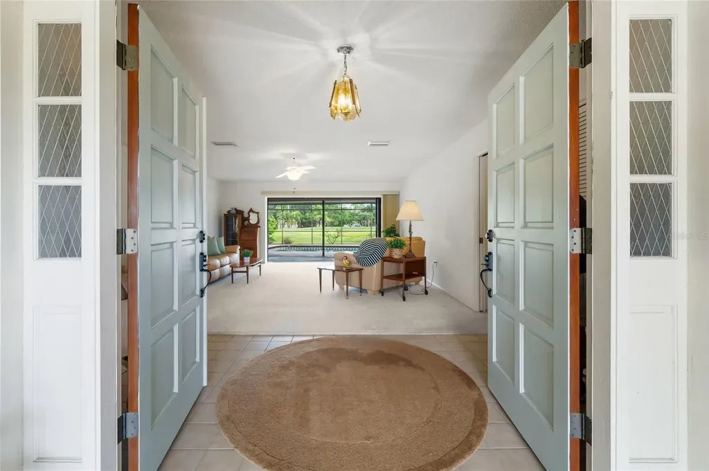 4806 W Country Club Drive Sarasota FL 34243