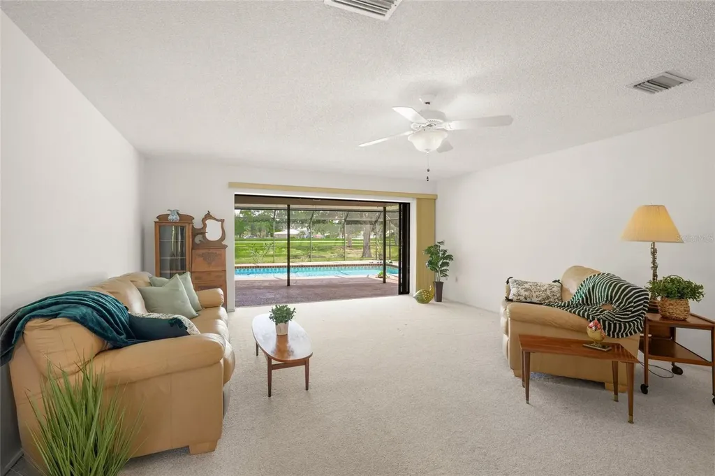 4806 W Country Club Drive Sarasota FL 34243