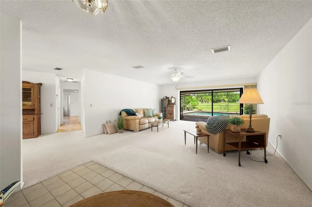 4806 W Country Club Drive Sarasota FL 34243