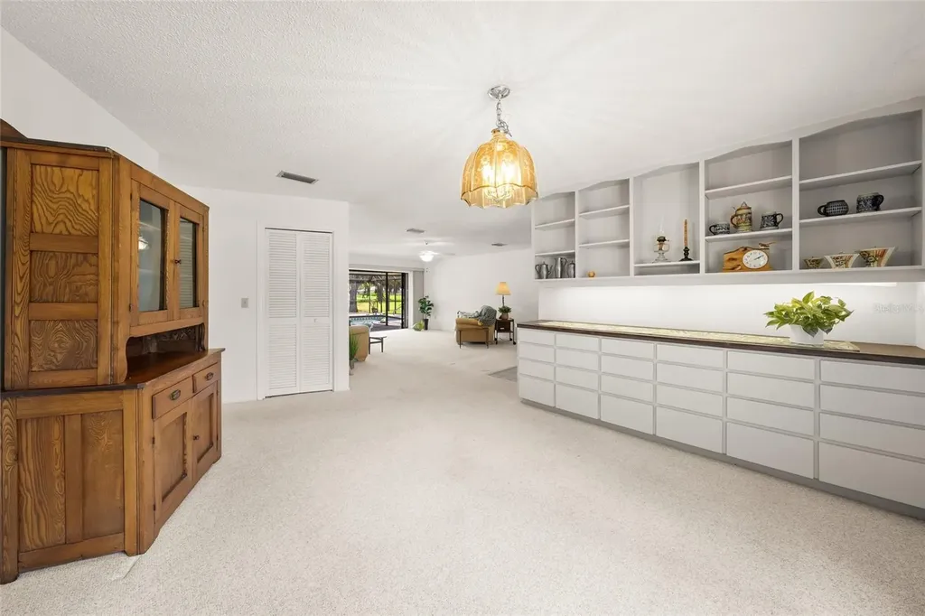 4806 W Country Club Drive Sarasota FL 34243