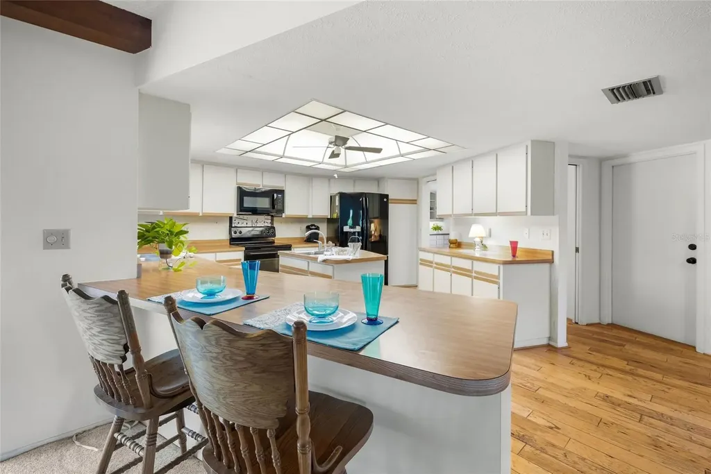 4806 W Country Club Drive Sarasota FL 34243