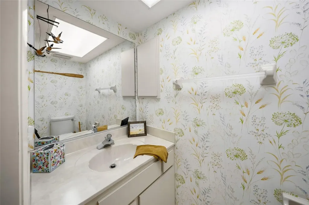 4806 W Country Club Drive Sarasota FL 34243