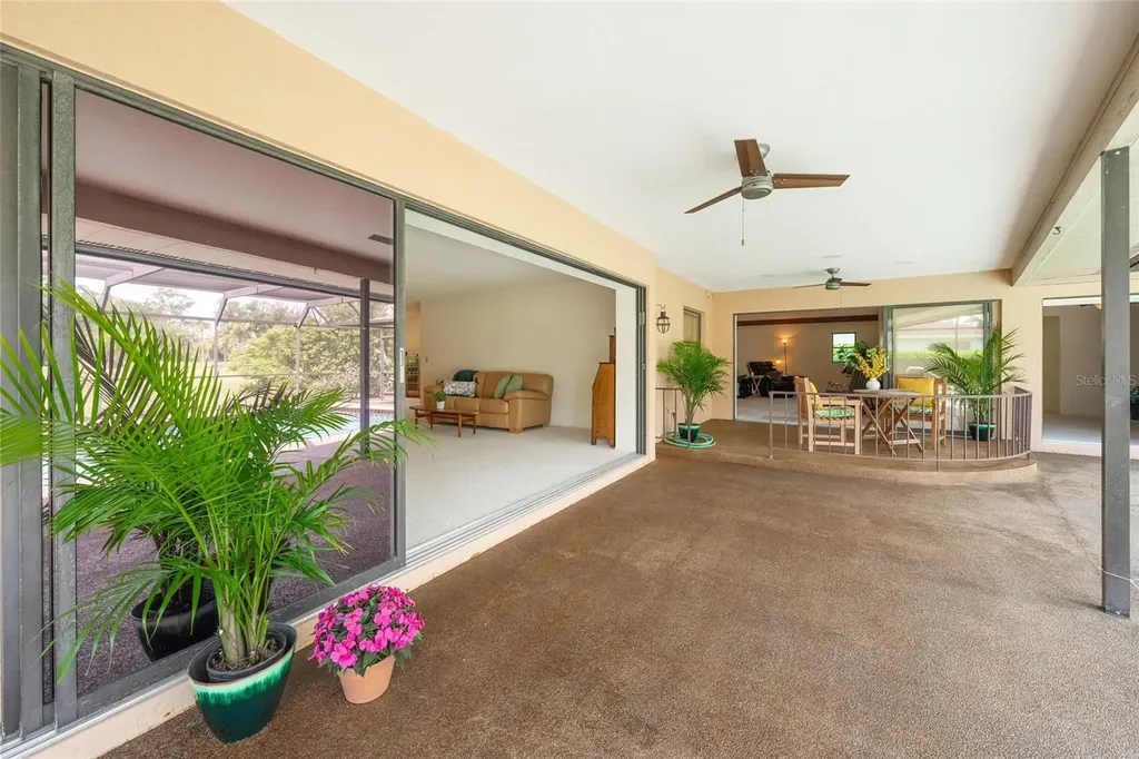 4806 W Country Club Drive Sarasota FL 34243