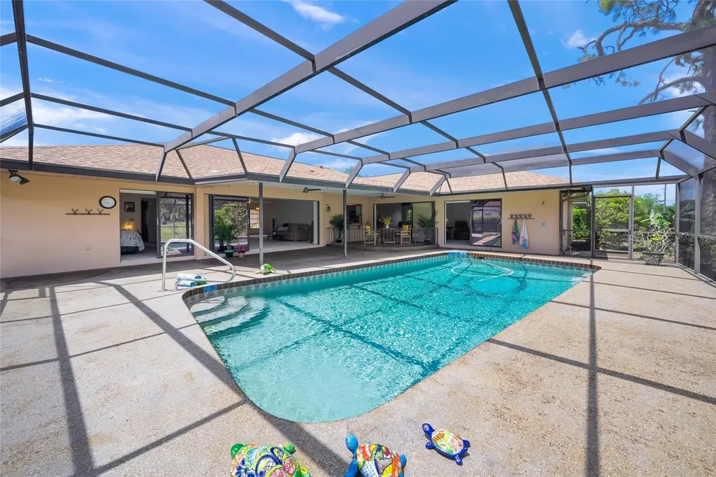 4806 W Country Club Drive Sarasota FL 34243