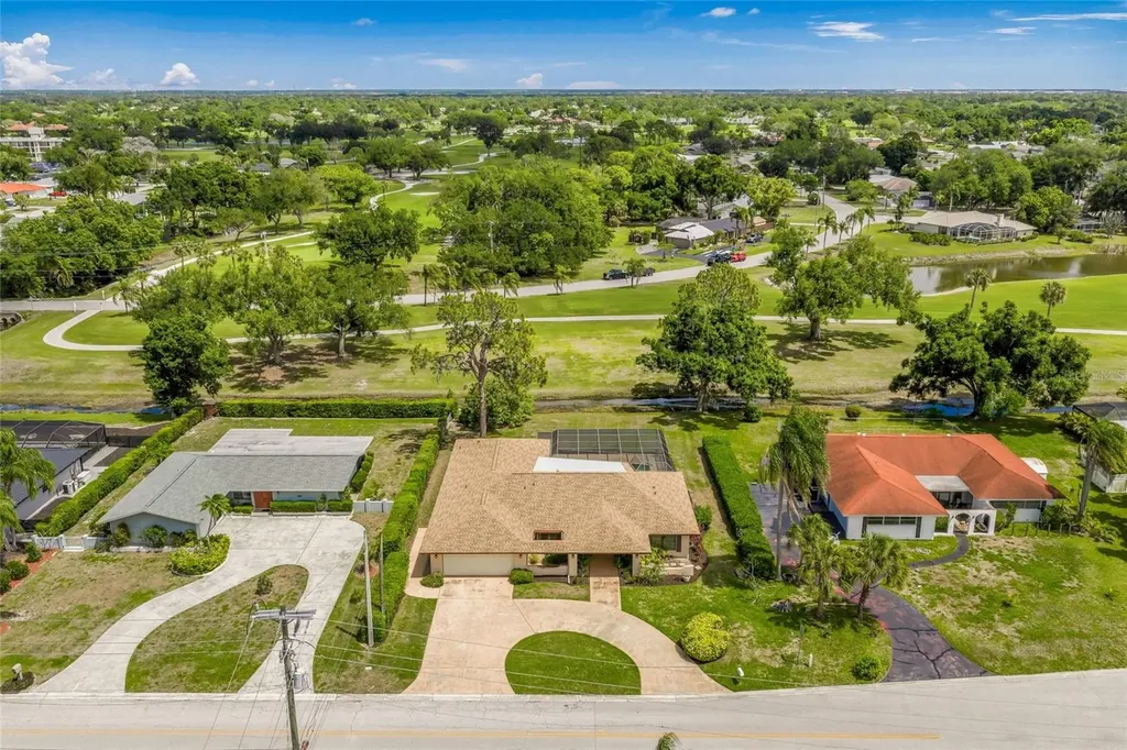 4806 W Country Club Drive Sarasota FL 34243