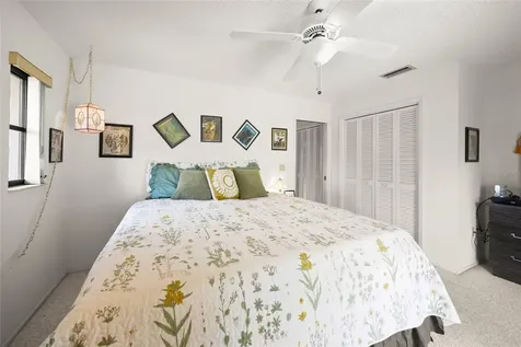 4806 W Country Club Drive Sarasota FL 34243