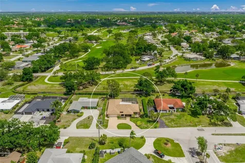 4806 W Country Club Drive Sarasota FL 34243