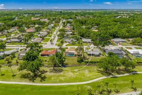 4806 W Country Club Drive Sarasota FL 34243