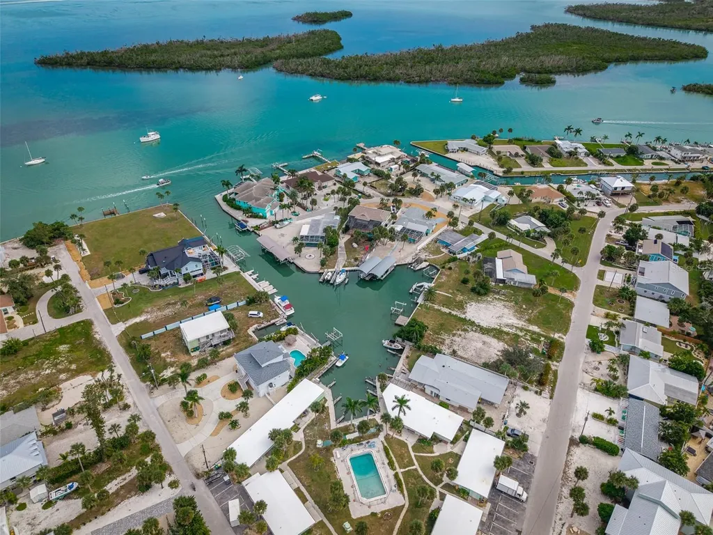 1385 Gulf Boulevard Englewood FL 34223