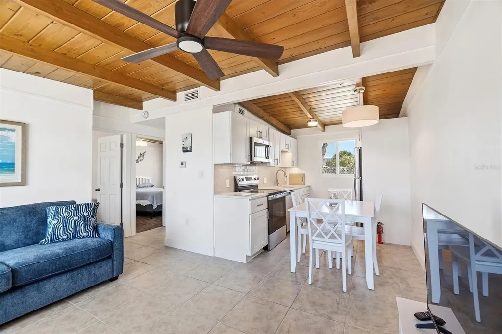 1385 Gulf Boulevard Englewood FL 34223