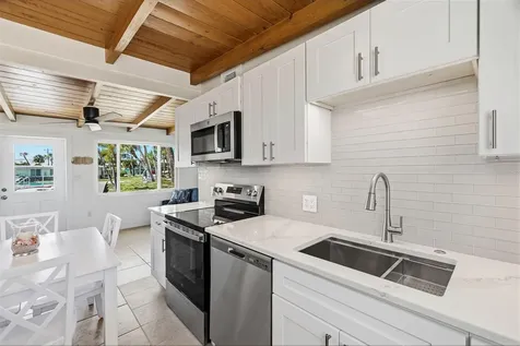 1385 Gulf Boulevard Englewood FL 34223