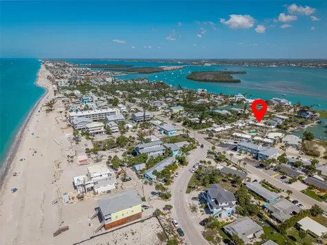 1385 Gulf Boulevard Englewood FL 34223