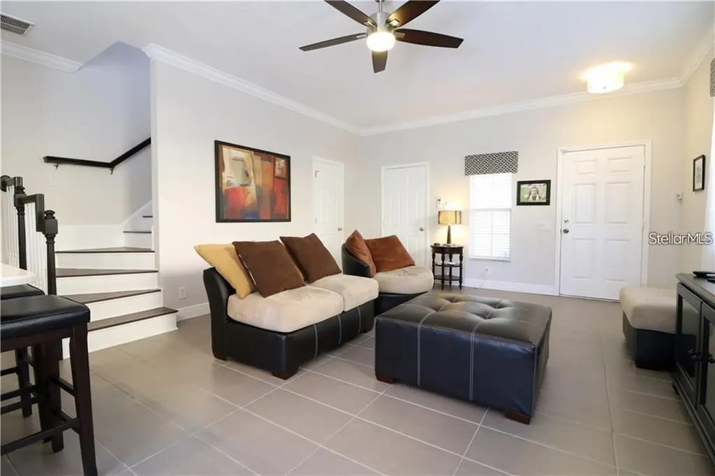 10217 Dolce Vista Drive NE St Petersburg FL 33702