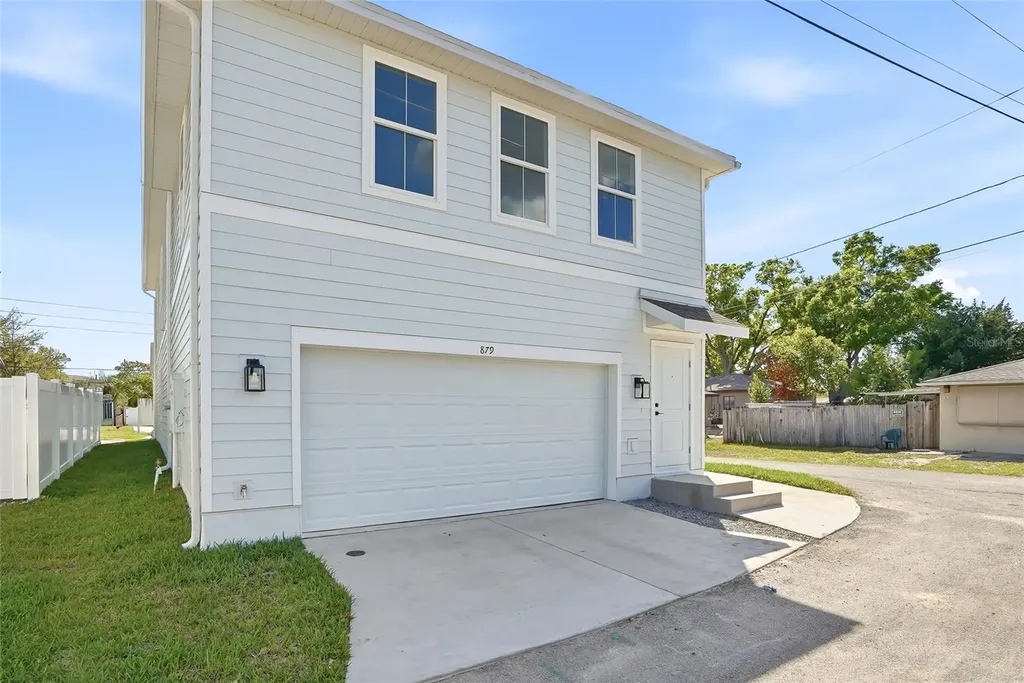 879 53rd Avenue N St Petersburg FL 33703