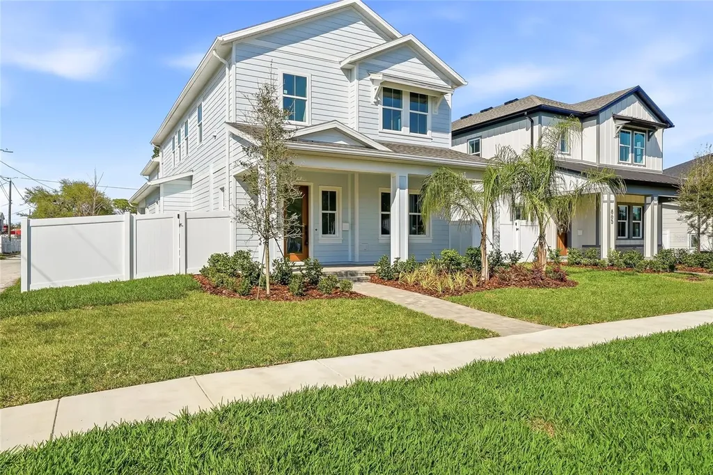 879 53rd Avenue N St Petersburg FL 33703