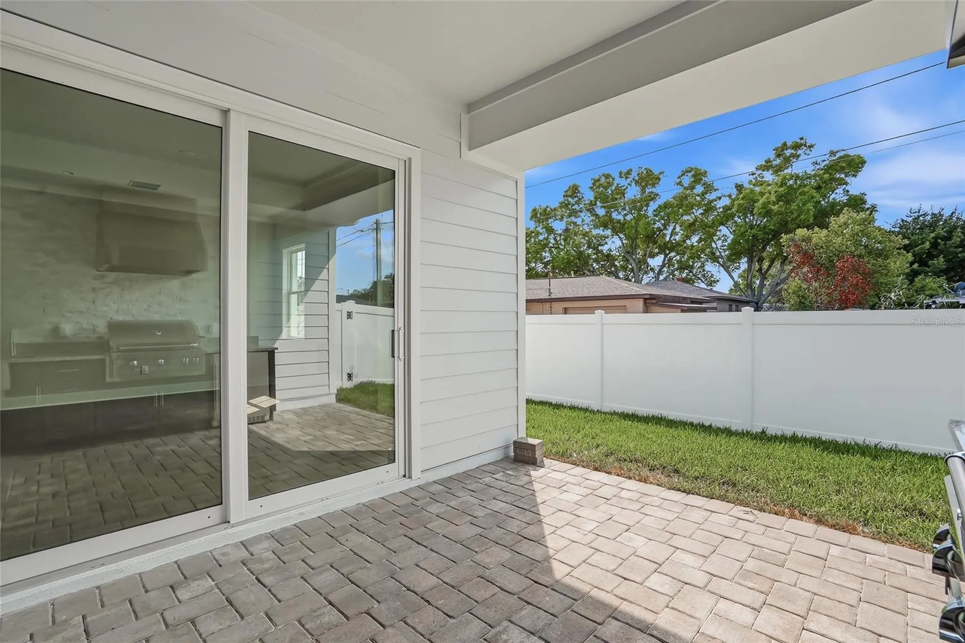 879 53rd Avenue N St Petersburg FL 33703