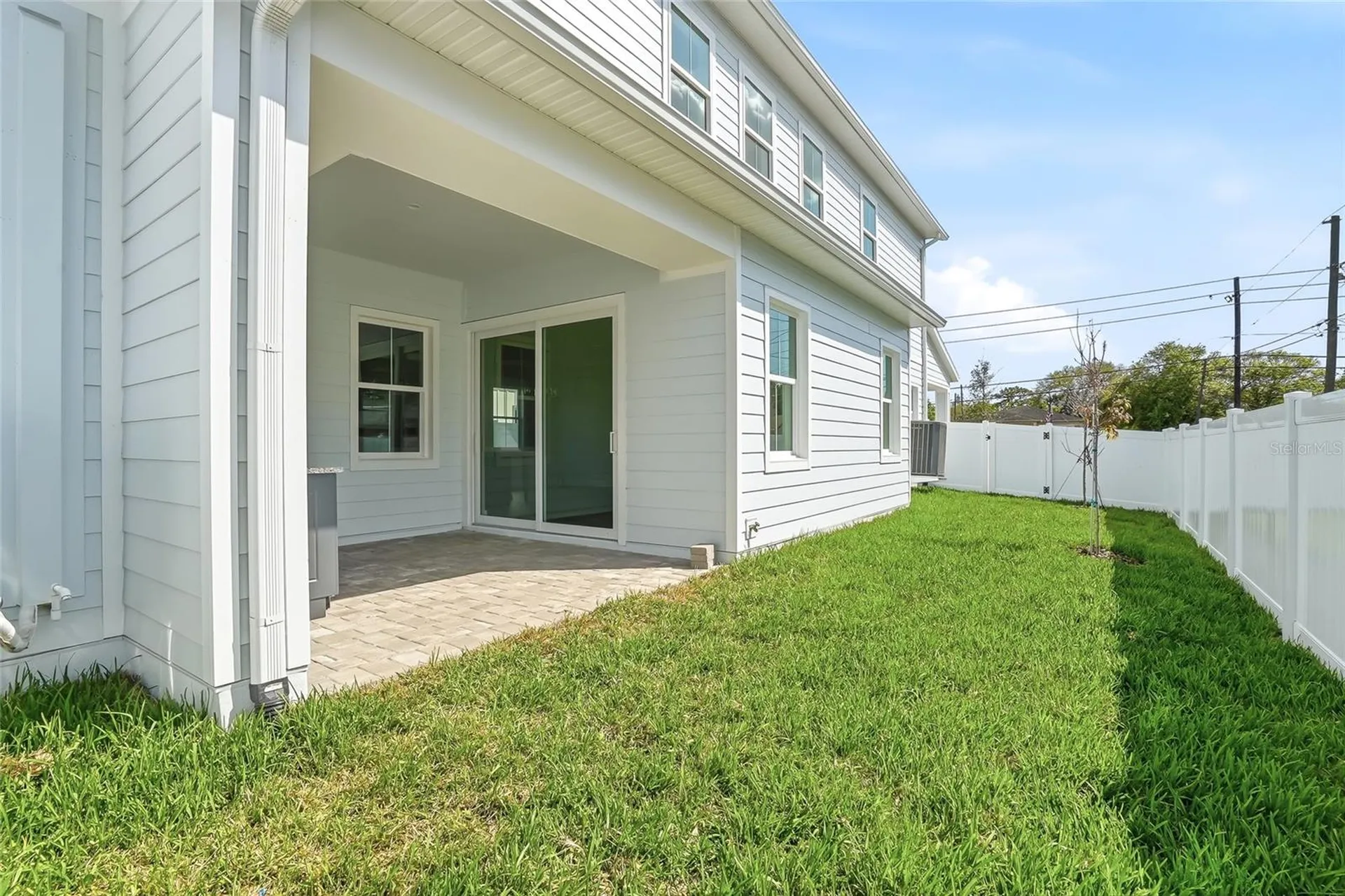 879 53rd Avenue N St Petersburg FL 33703