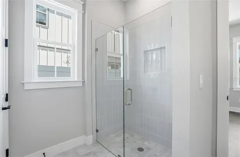879 53rd Avenue N St Petersburg FL 33703