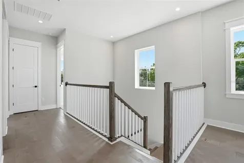 879 53rd Avenue N St Petersburg FL 33703