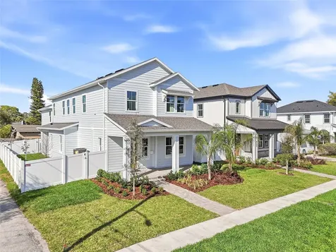 879 53rd Avenue N St Petersburg FL 33703