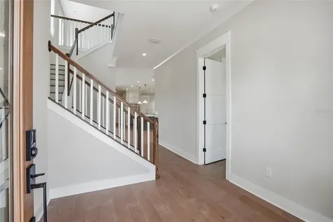 879 53rd Avenue N St Petersburg FL 33703