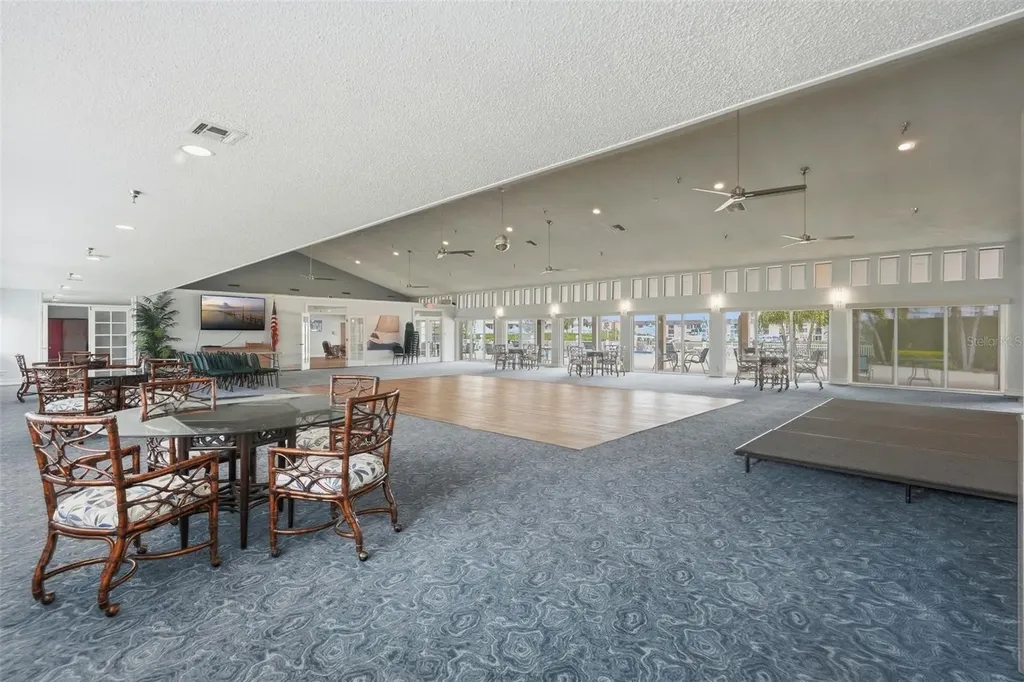 7932 Sailboat Key Boulevard S South Pasadena FL 33707