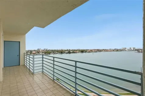7932 Sailboat Key Boulevard S South Pasadena FL 33707