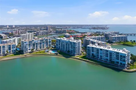 7932 Sailboat Key Boulevard S South Pasadena FL 33707