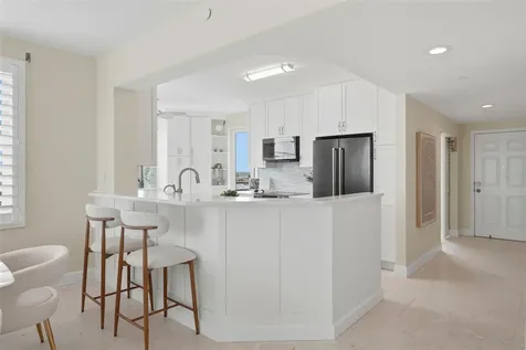 7932 Sailboat Key Boulevard S South Pasadena FL 33707