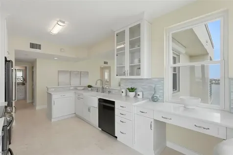 7932 Sailboat Key Boulevard S South Pasadena FL 33707