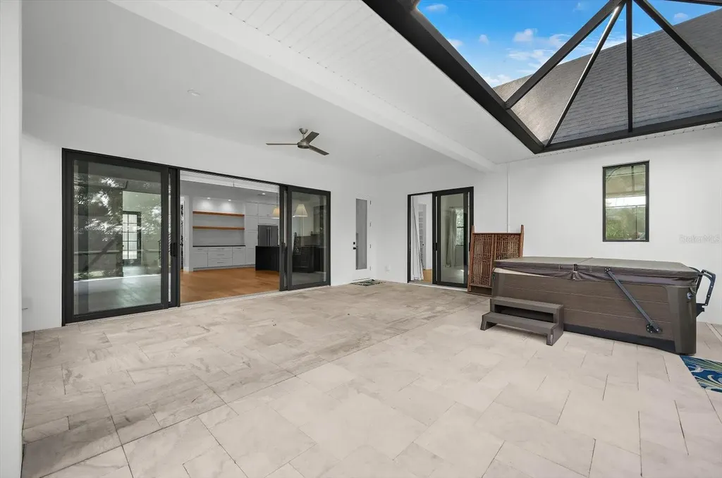 2135 Datura Street Sarasota FL 34239
