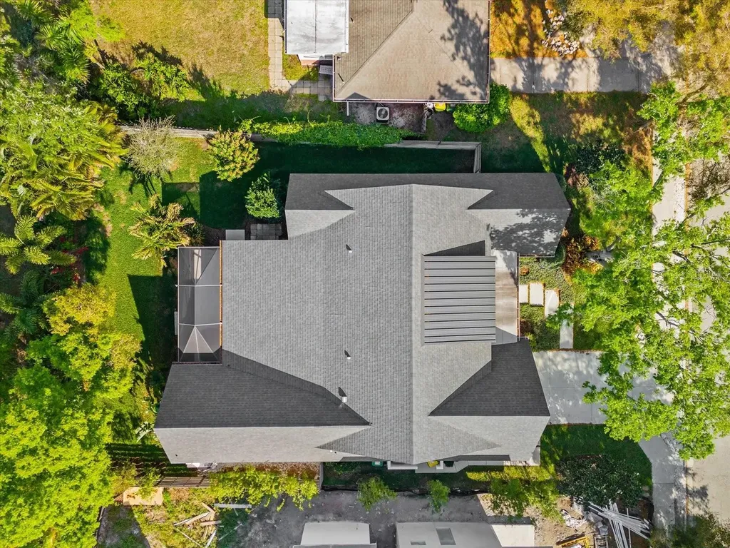 2135 Datura Street Sarasota FL 34239
