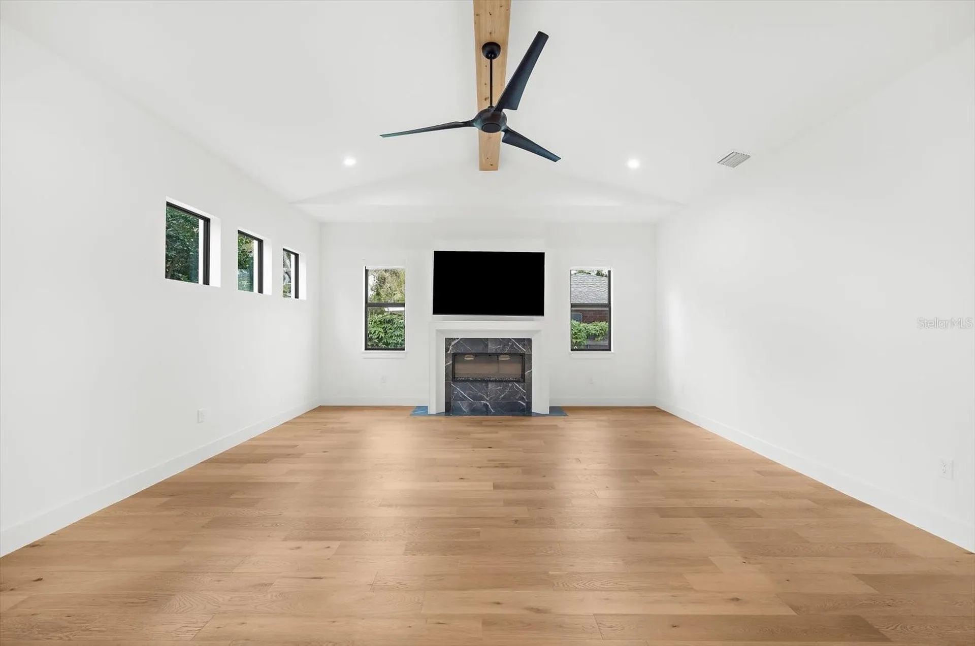 2135 Datura Street Sarasota FL 34239