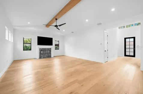 2135 Datura Street Sarasota FL 34239