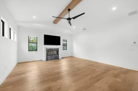 2135 Datura Street Sarasota FL 34239